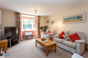 Sitting Room- click for photo gallery